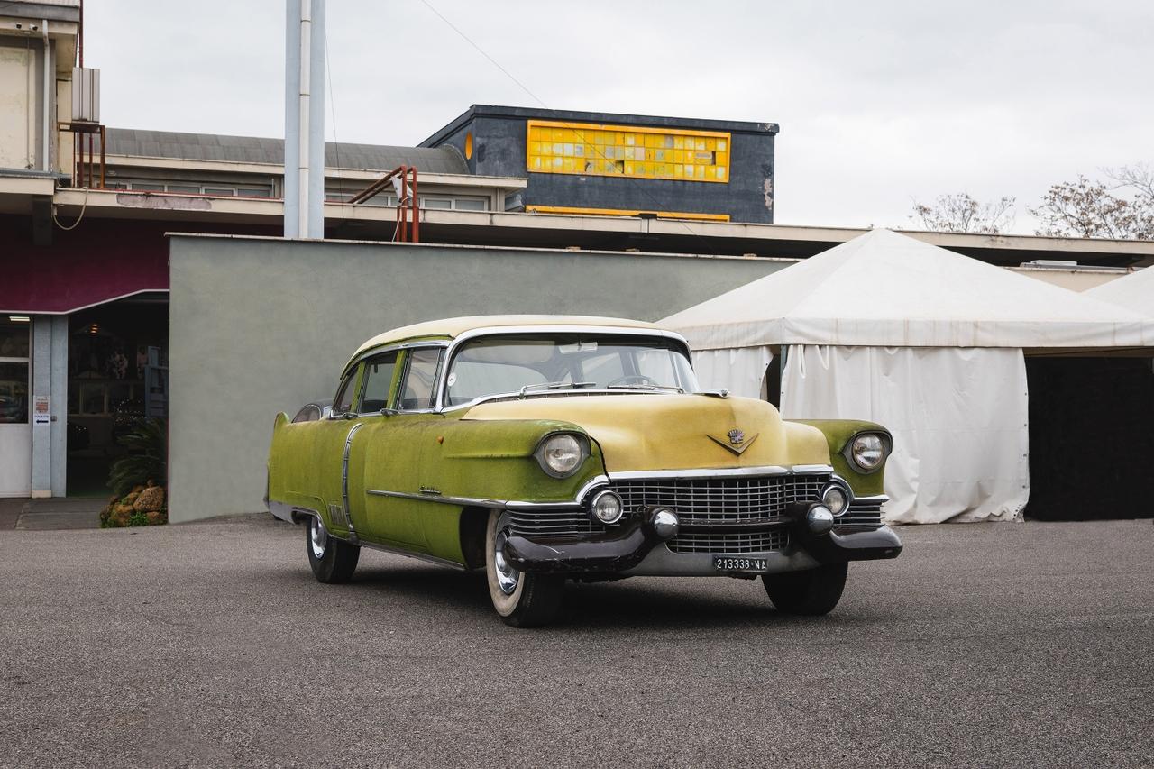 1954 Cadillac Fleetwood Sixty Special (ex Totò) LesAnciennes.com