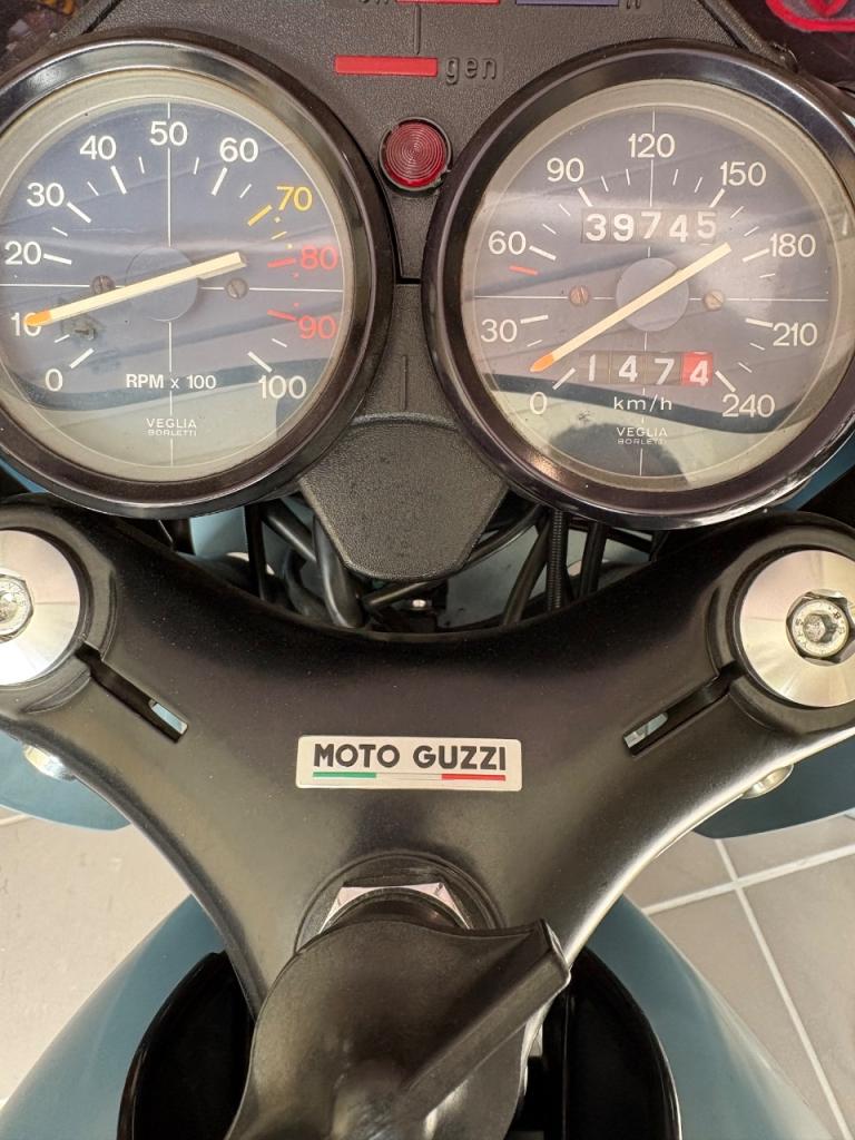 MOTO GUZZI Le Mans LM1 - 1977 LesAnciennes.com