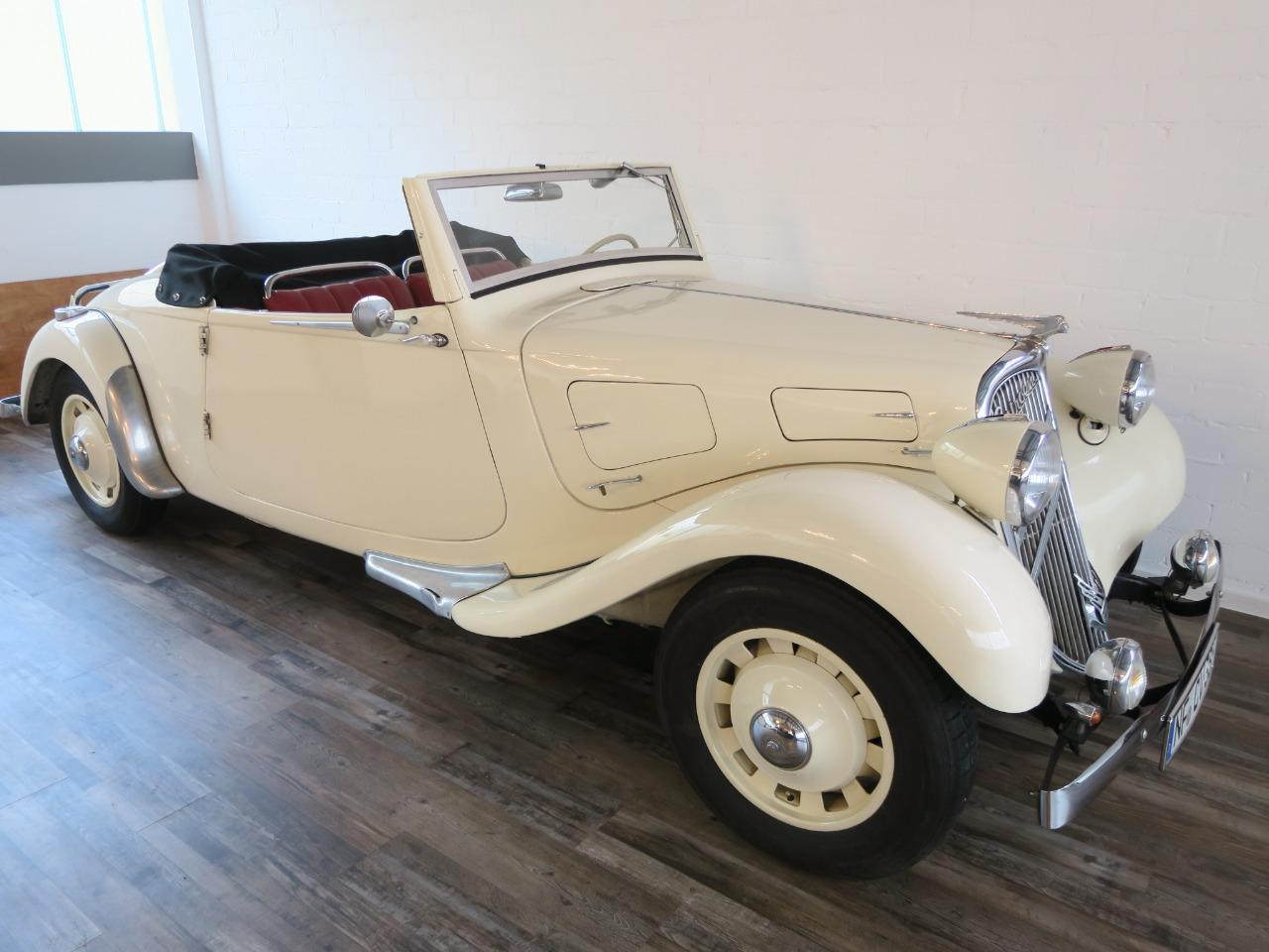CITROEN Traction 11 BL Cabriolet - 1938 LesAnciennes.com