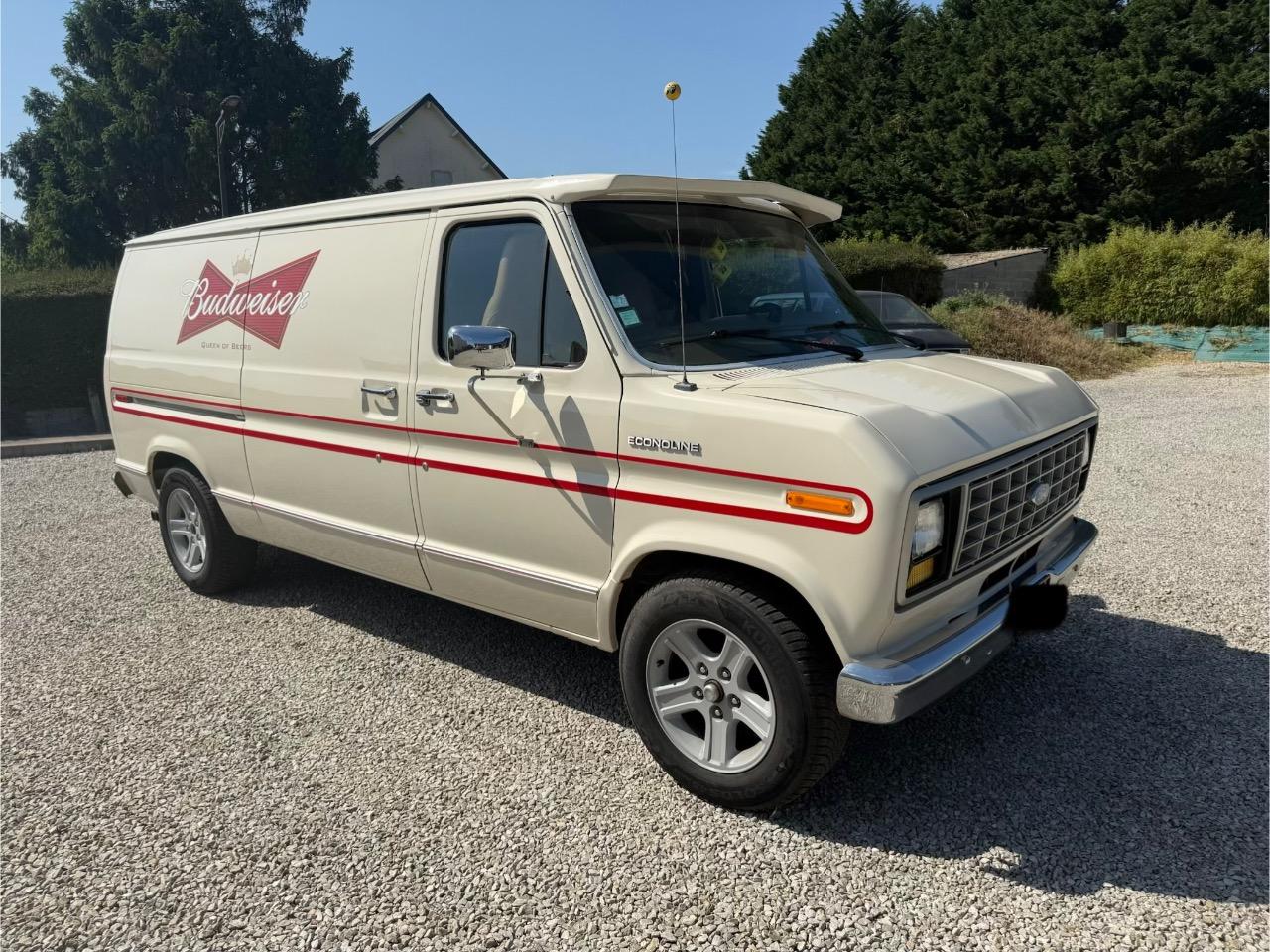 FORD Econoline E150 - 1989 LesAnciennes.com