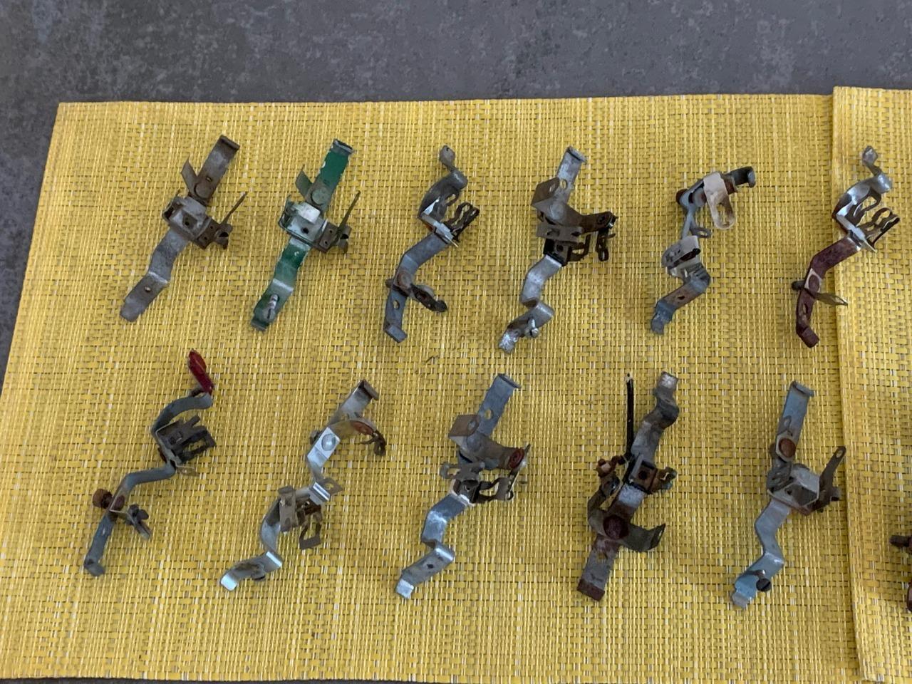 Lot de pièces CITROEN 2CV LesAnciennes.com