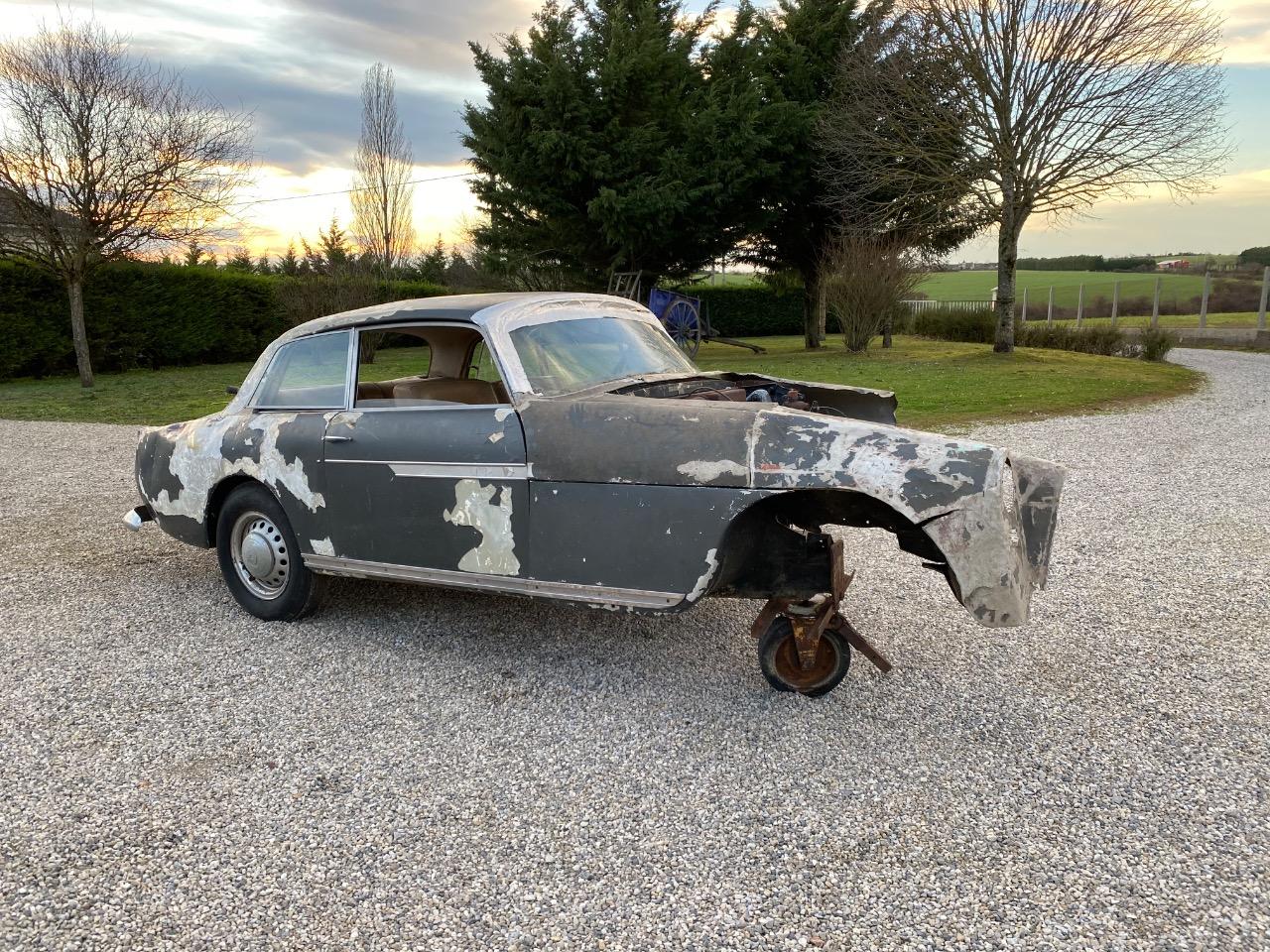 BRISTOL 409 - 1966 LesAnciennes.com