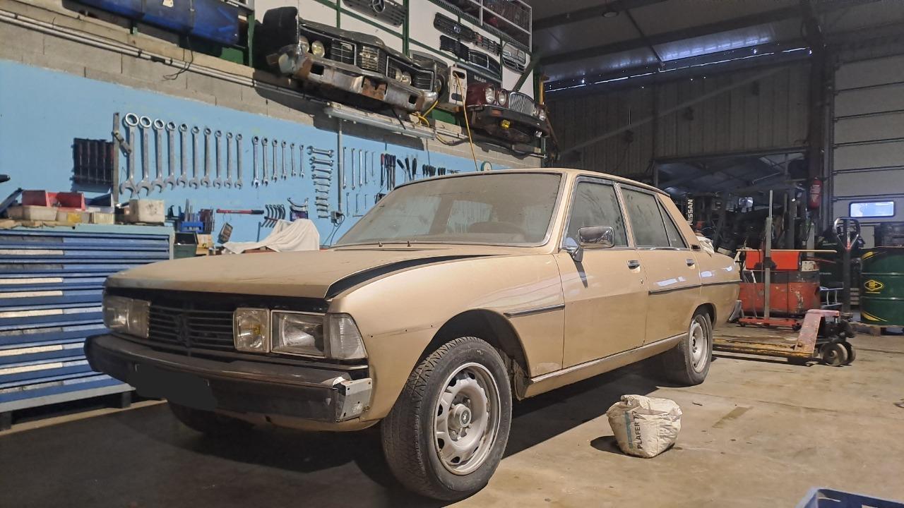 PEUGEOT 604 V6 STI - 1977 LesAnciennes.com