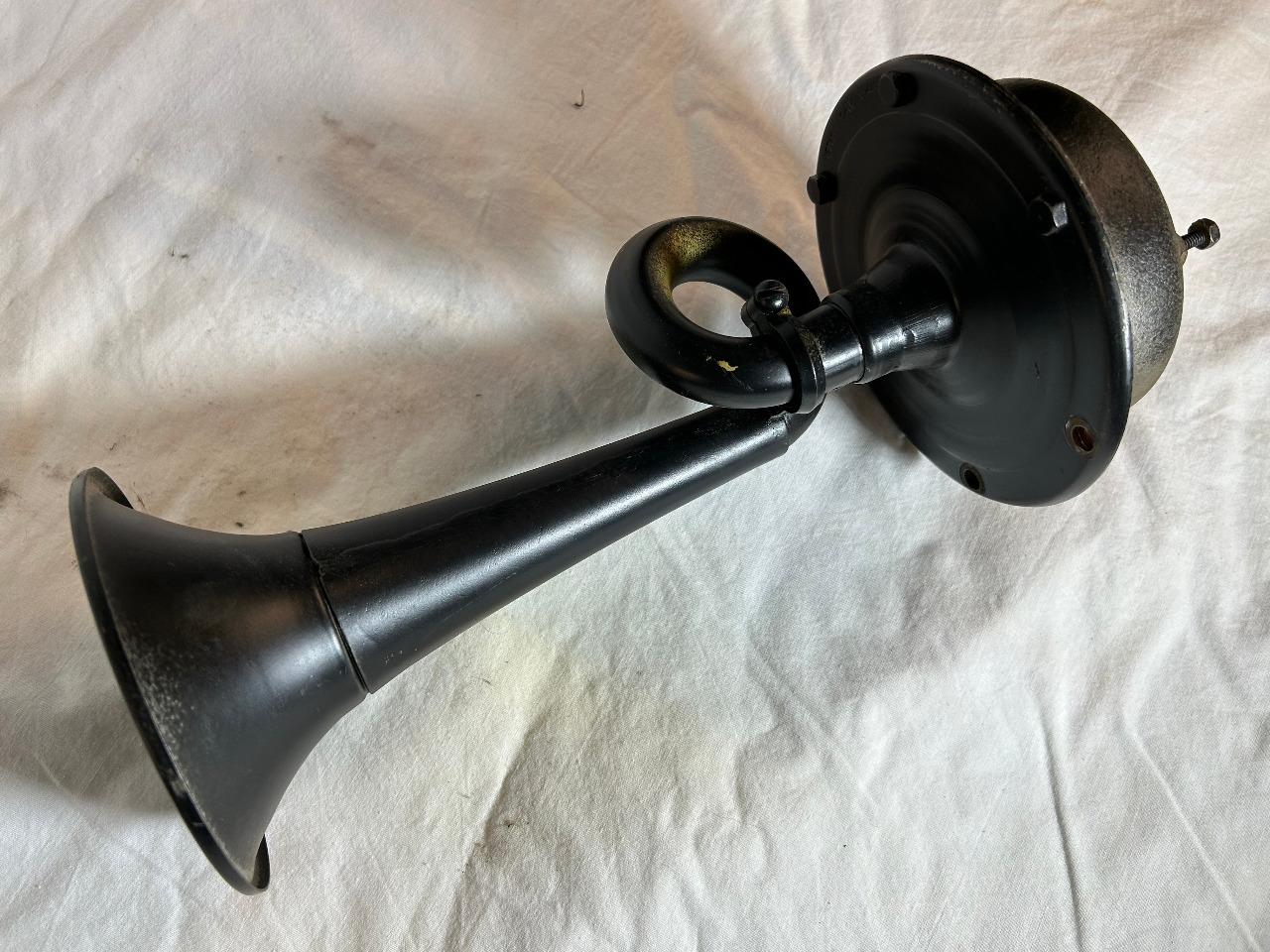 Pièces JERICHO Klaxon LesAnciennes.com