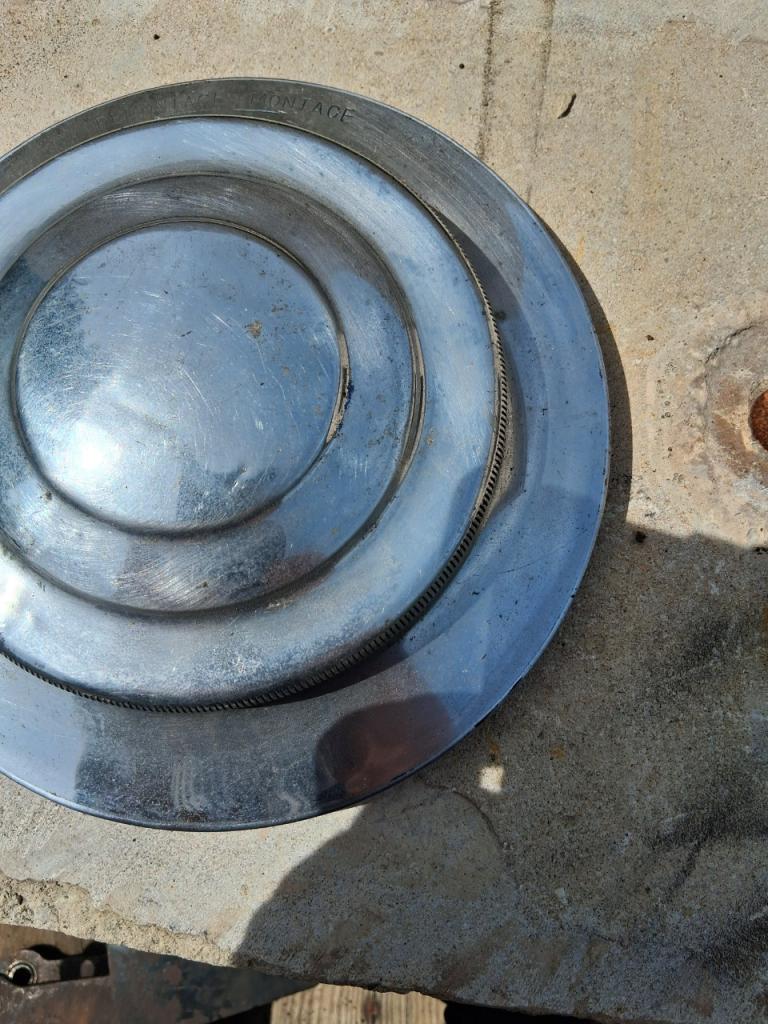 Enjoliveur PEUGEOT 301 LesAnciennes.com