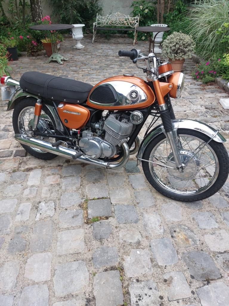 SUZUKI T 500 Cobra - 1969 LesAnciennes.com