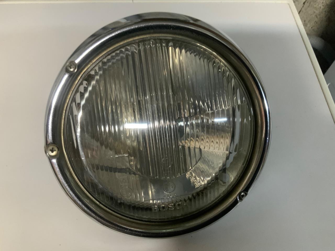 Phare VOLKSWAGEN Combi LesAnciennes.com