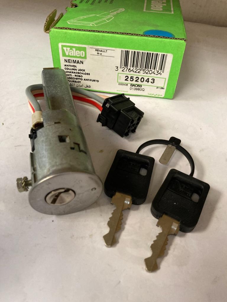 Neiman neuf RENAULT 4 (R4) LesAnciennes.com