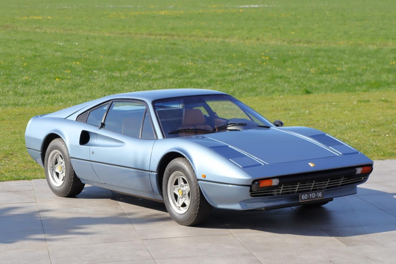 FERRARI 308 GTB - 1976 LesAnciennes.com