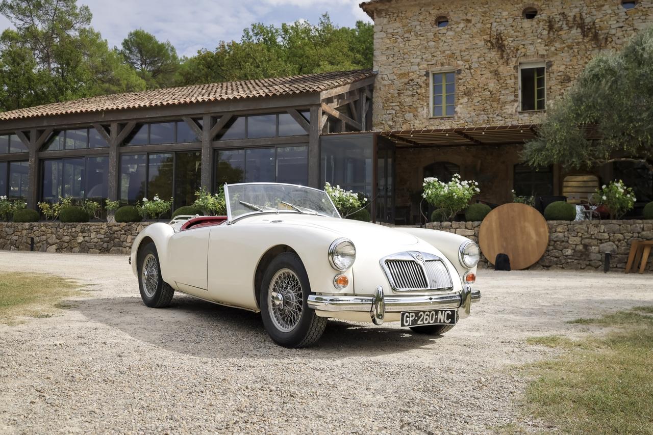 1960 MG MGA Mark I Roadster LesAnciennes.com