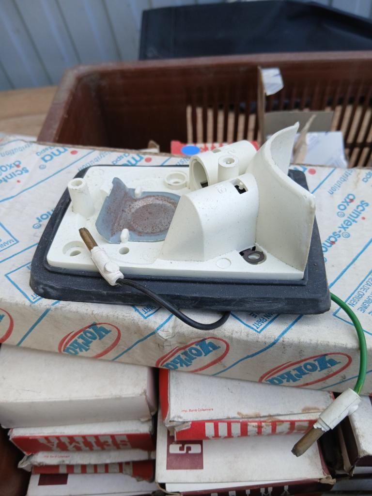 Platine RENAULT 5 (R5) LesAnciennes.com