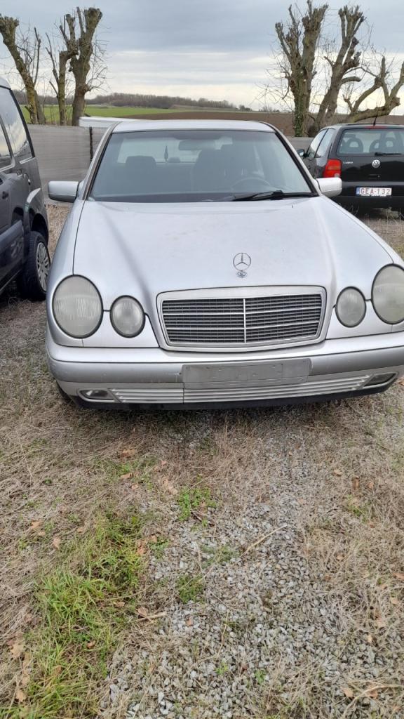 MERCEDES 220 E220 cdi - 1997 LesAnciennes.com