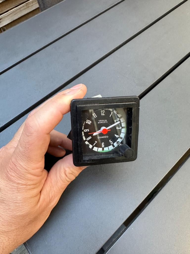 Montre horloge LANCIA Gamma LesAnciennes.com