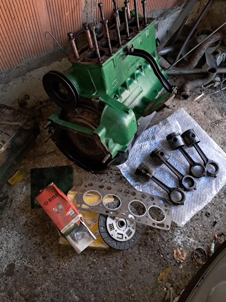 Moteur RENAULT 4L Billancourt 782 cm3 LesAnciennes.com