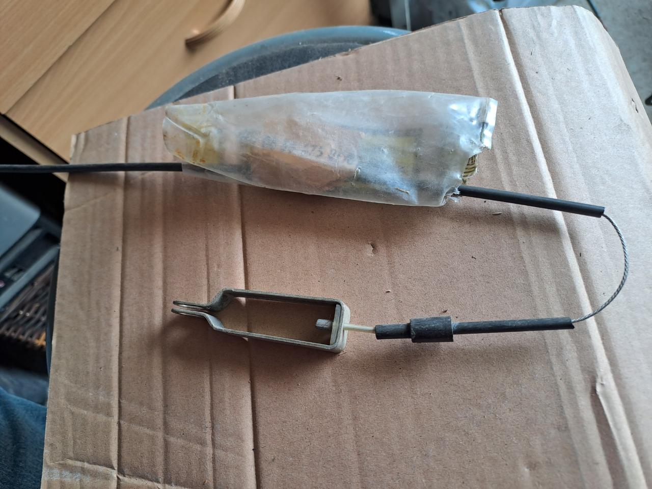 Câble RENAULT Divers LesAnciennes.com