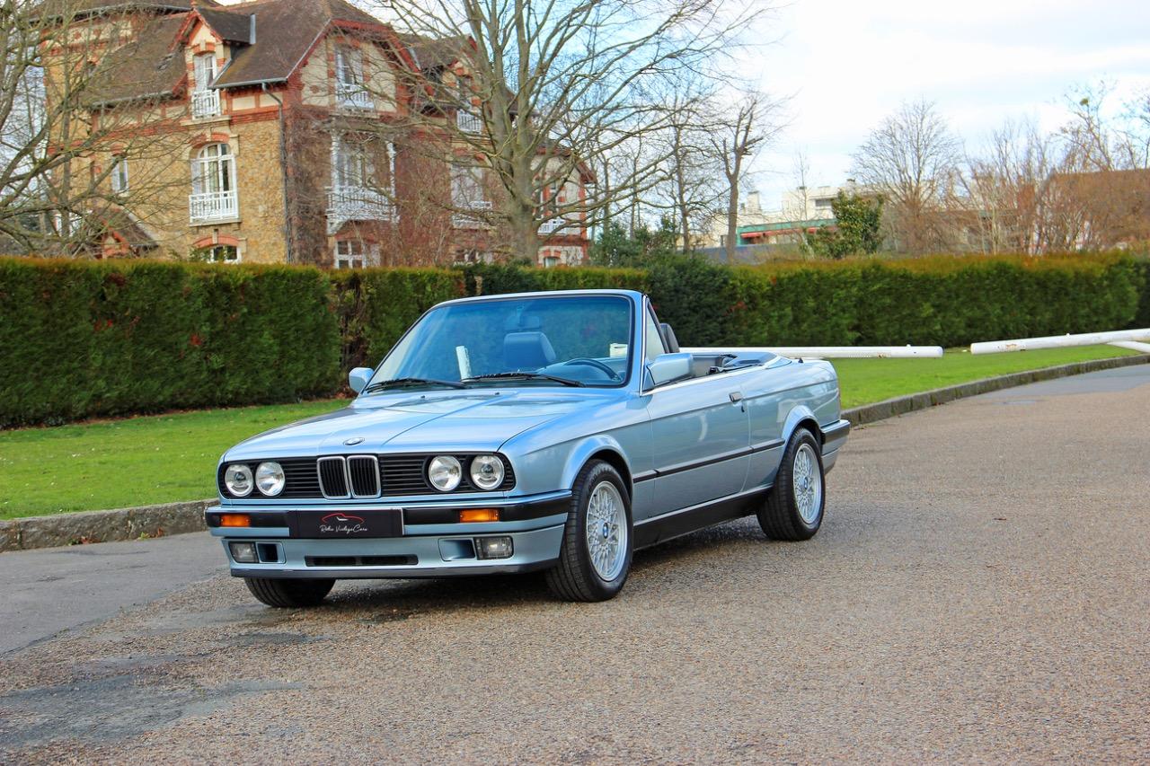BMW 325 i Cabriolet E30 - 1992 LesAnciennes.com