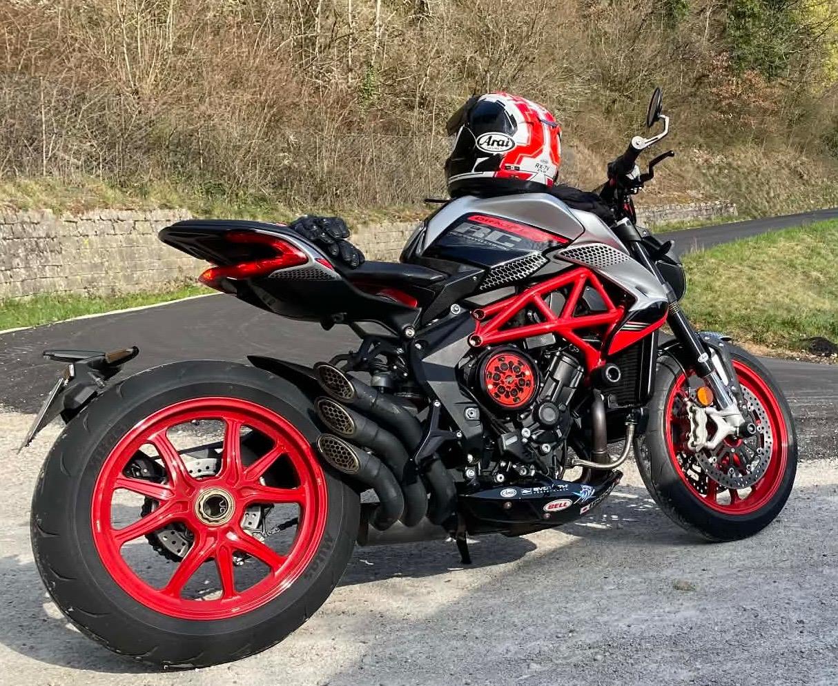 MV AGUSTA Dragster RC - 2021 LesAnciennes.com
