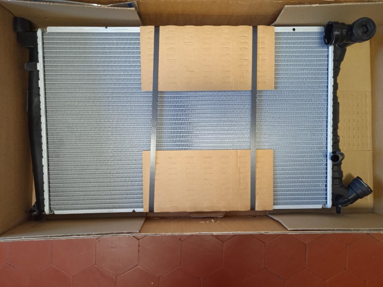 61349A RADIATEUR CITROEN XM PEUGEOT 406 605 LesAnciennes.com