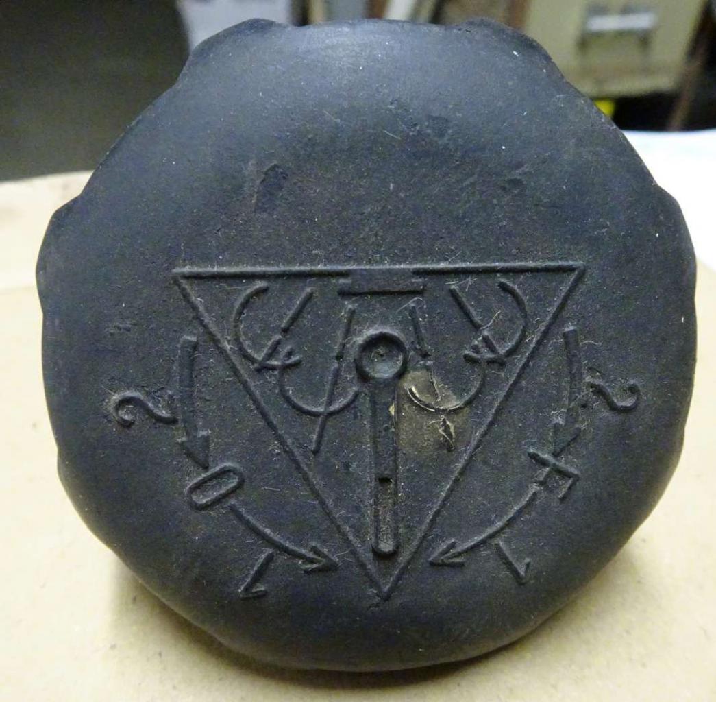 Bouchon vase Expansion CITROEN XM Berline LesAnciennes.com