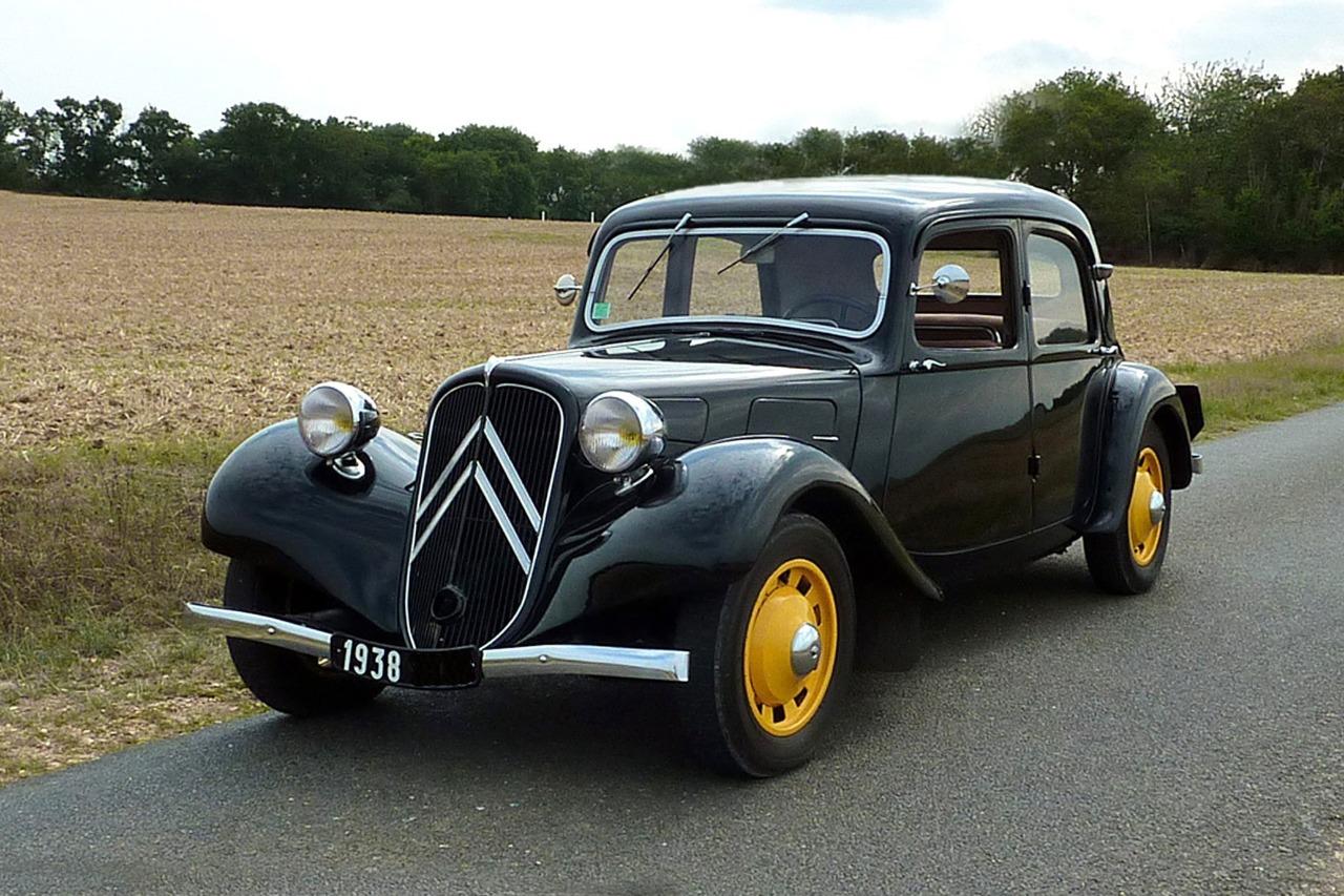 CITROEN Traction 11 BL - 1938 LesAnciennes.com
