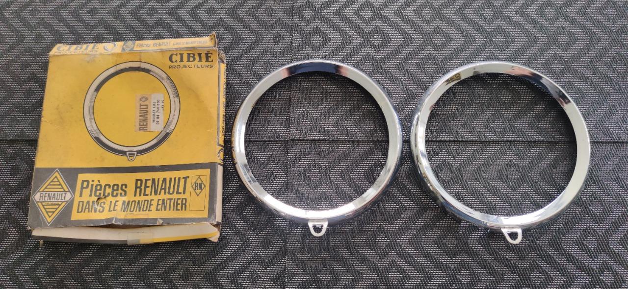Cerclages de phares RENAULT 4 6 8 dauphine LesAnciennes.com