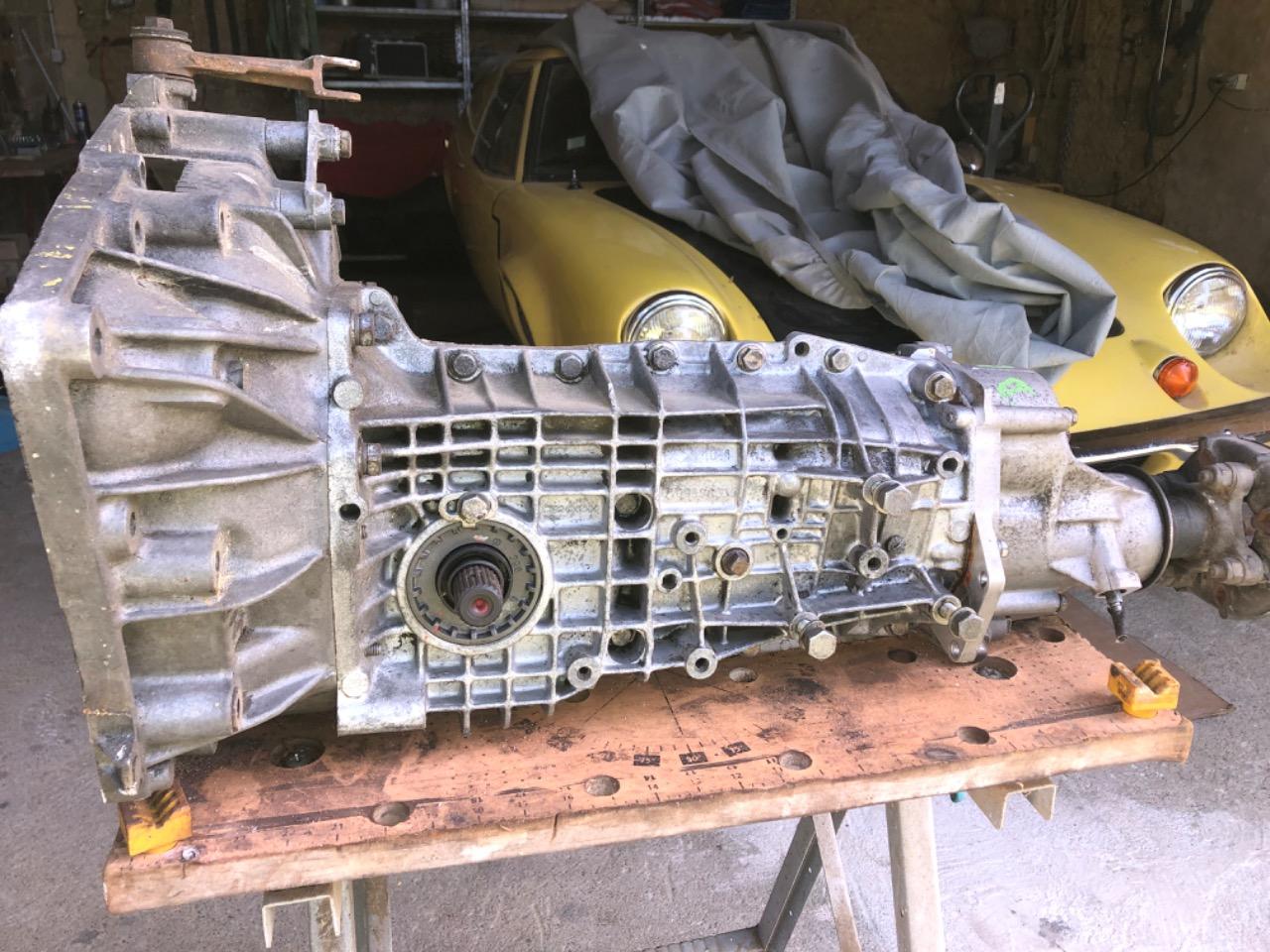 Boite RENAULT 18 (R18) 4 x 4 LesAnciennes.com