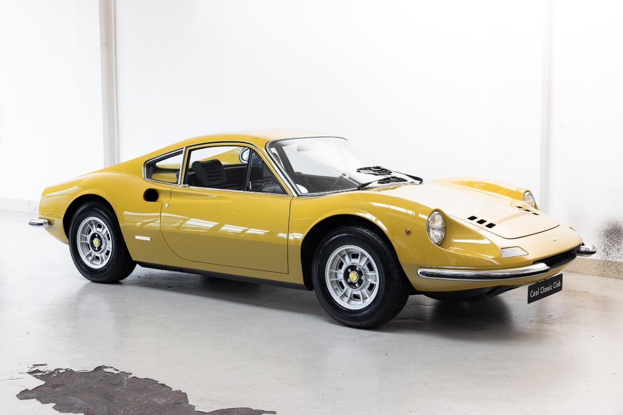 FERRARI Dino 246 GT - 1970 LesAnciennes.com