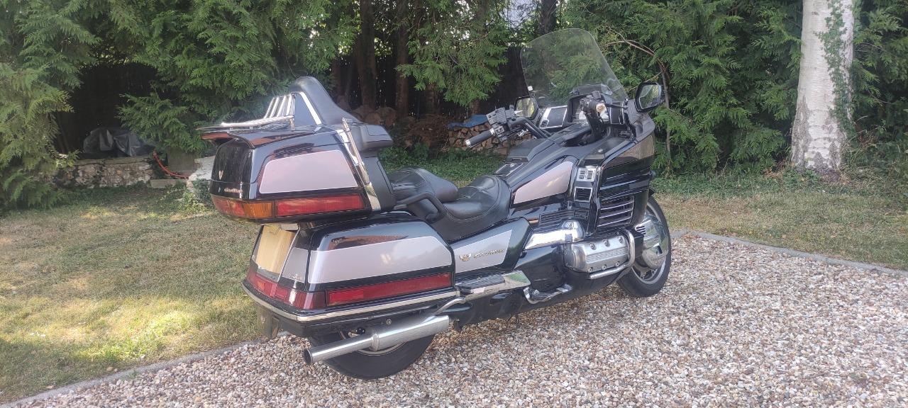 HONDA GL 1500 Gold Wing SE - 1998 LesAnciennes.com