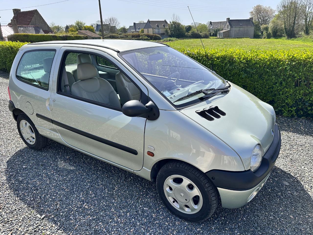 RENAULT Twingo Initiale - 1999 LesAnciennes.com