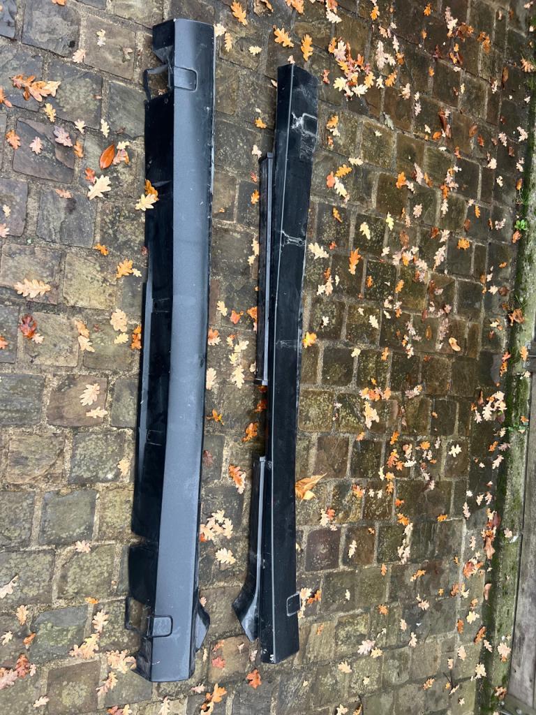 Bas de caisse ALFA ROMEO 75 162 b LesAnciennes.com