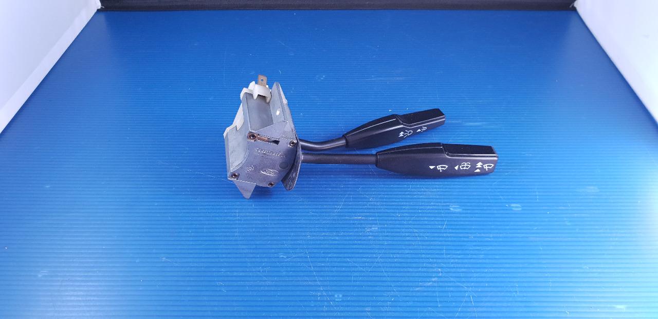 Commodo essuie-glace/d'éclairage FORD GRANADA MK2 LesAnciennes.com