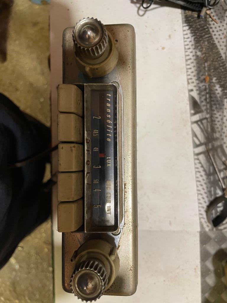 Autoradio AREL AUTORADIO LesAnciennes.com