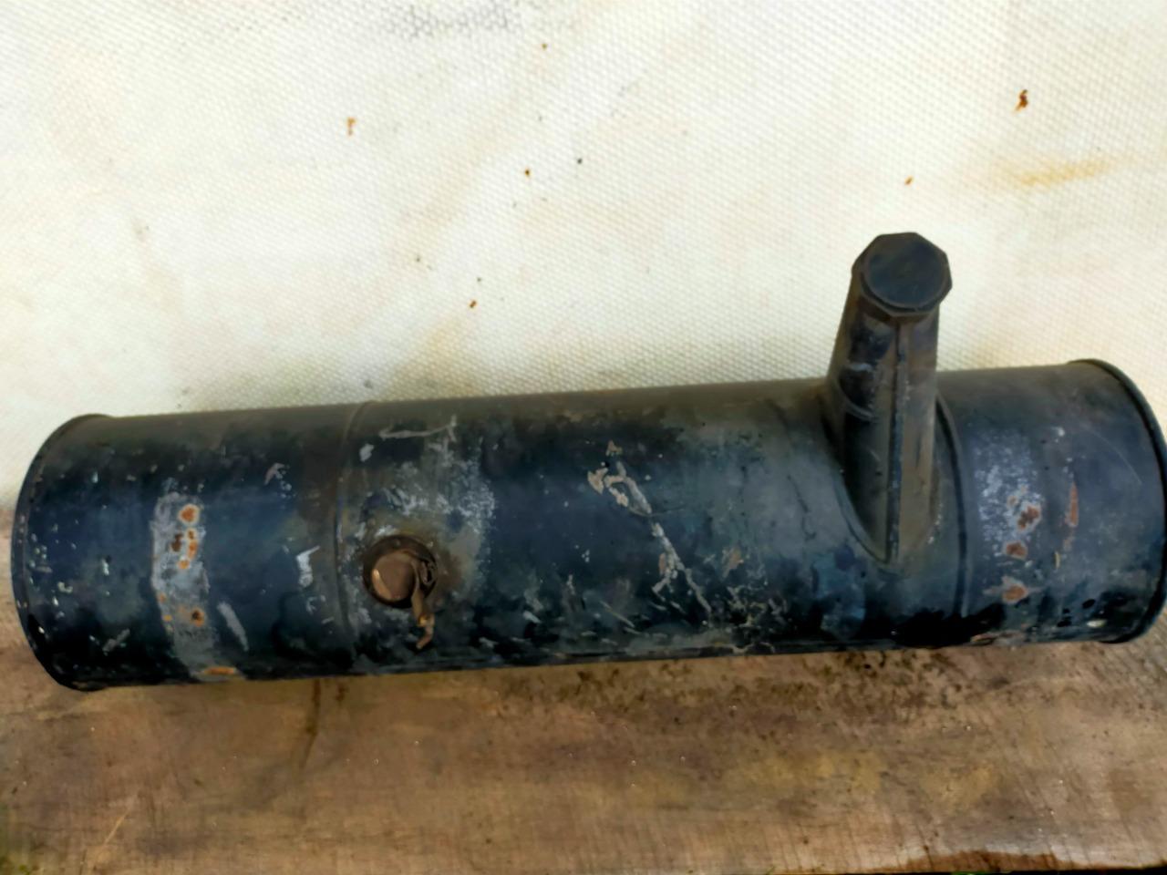 Réservoir INCONNUE Inconnu LesAnciennes.com