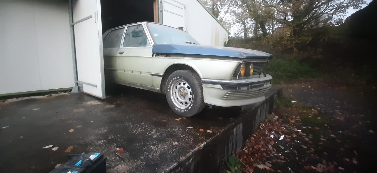 BMW 528 - 1979 LesAnciennes.com