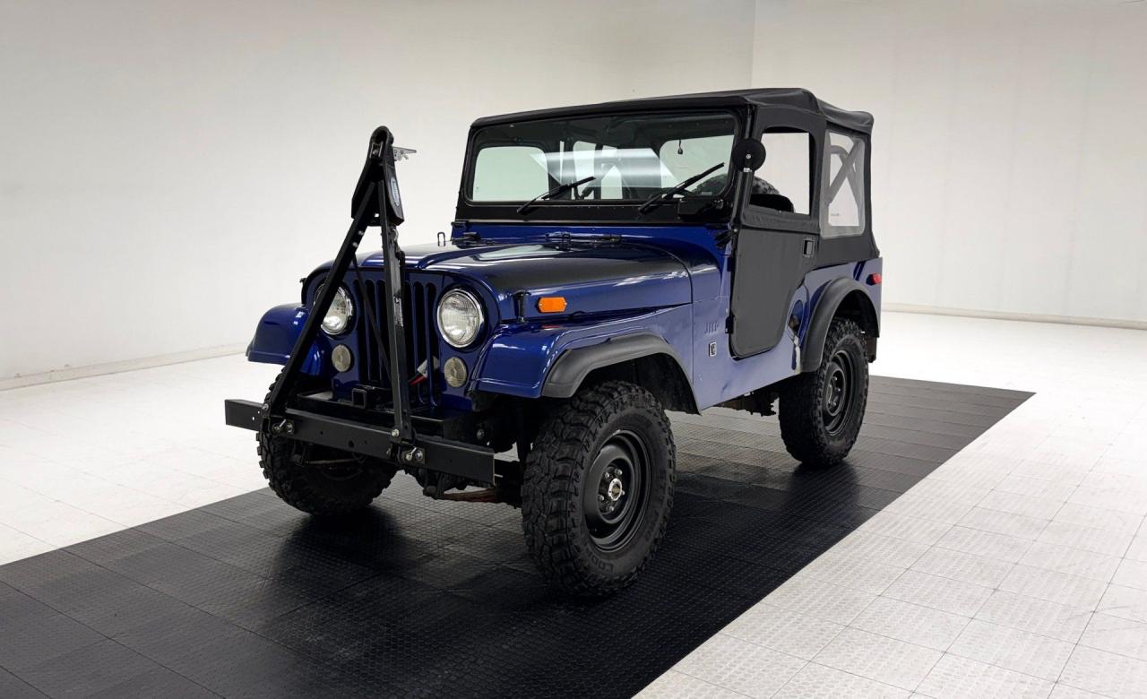 1970 Jeep CJ5 Renegade LesAnciennes.com