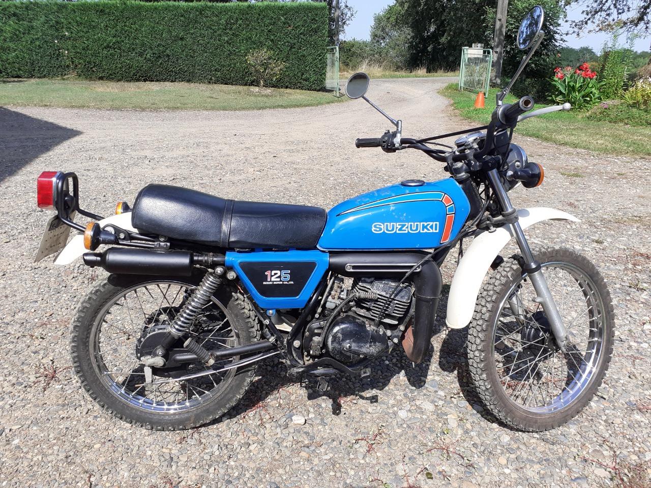 SUZUKI TS 125 - 1980 LesAnciennes.com