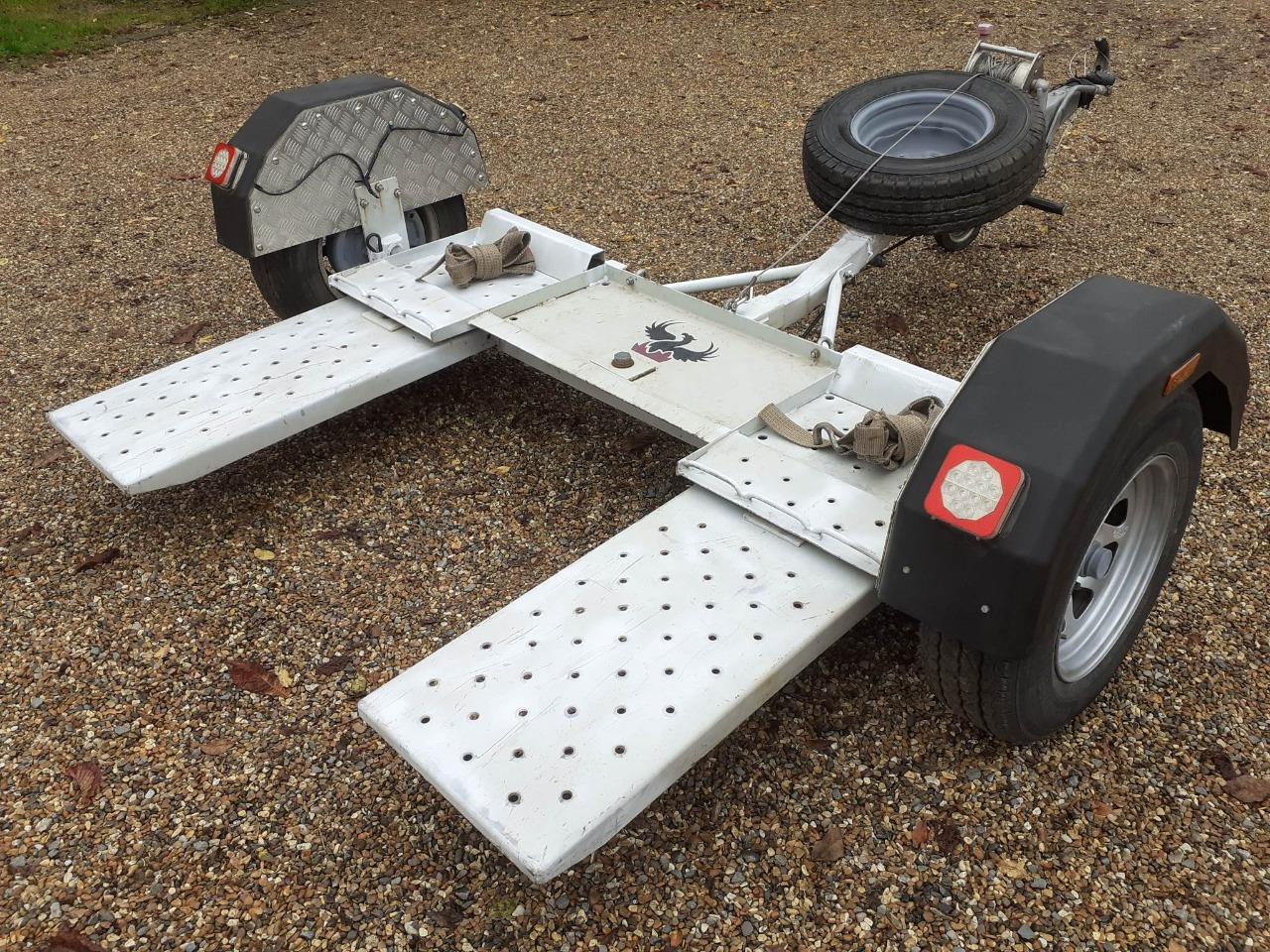 REMORQUE VOITURE "CAR DOLLY" LesAnciennes.com