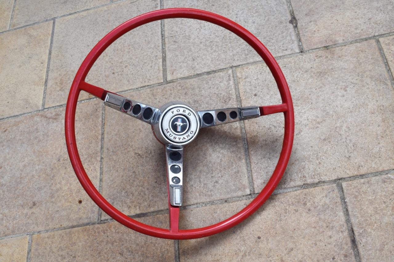 Volant ford mustang 1964 1966 USA oldtimer LesAnciennes.com