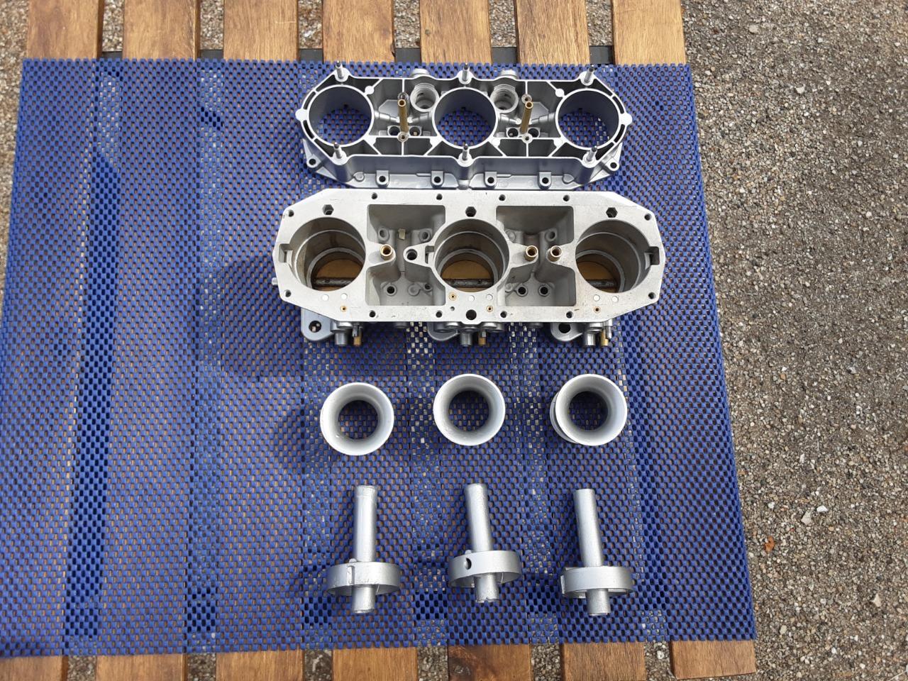 Corps de carburateur PORSCHE 911 2.2L et 2.4L T LesAnciennes.com