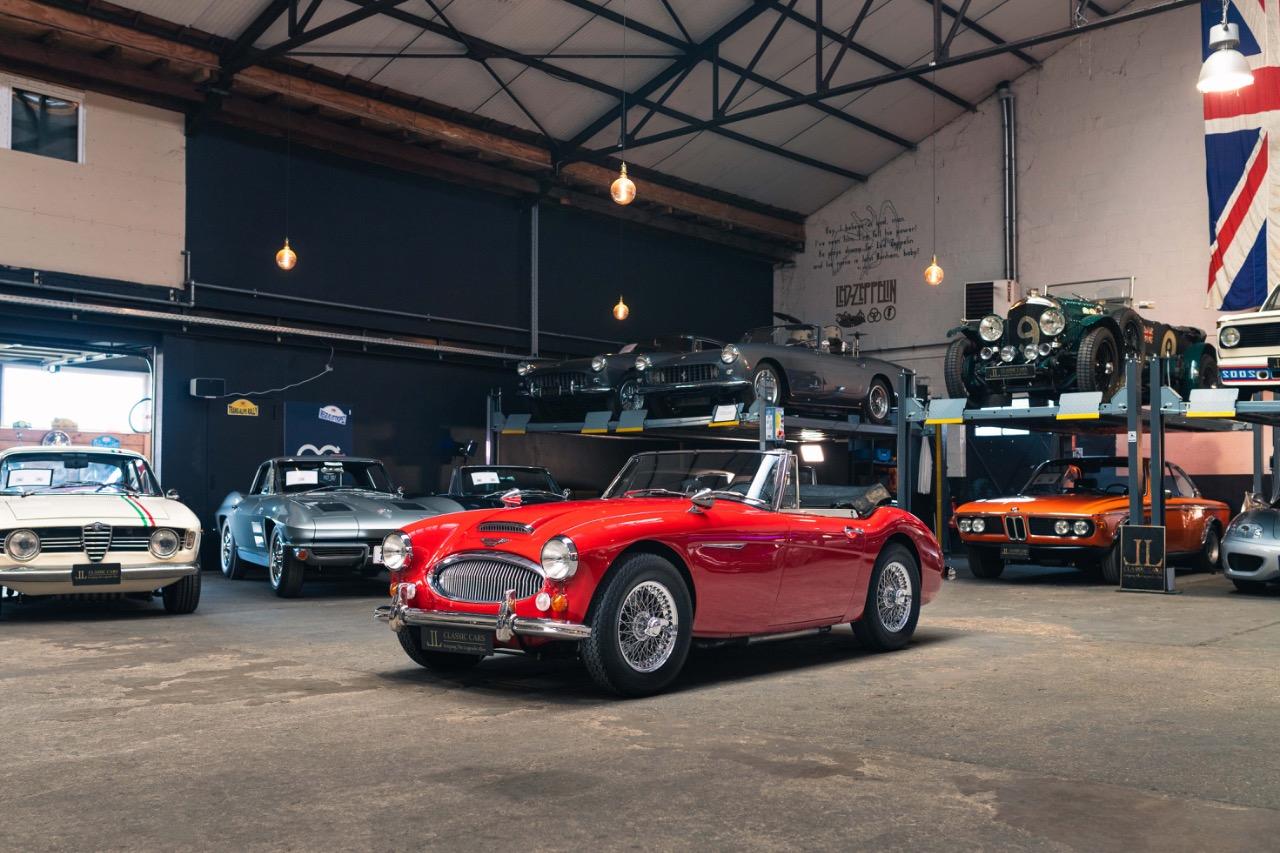 AUSTIN HEALEY 3000 MK3 BJ8 Phase II - 1967 LesAnciennes.com