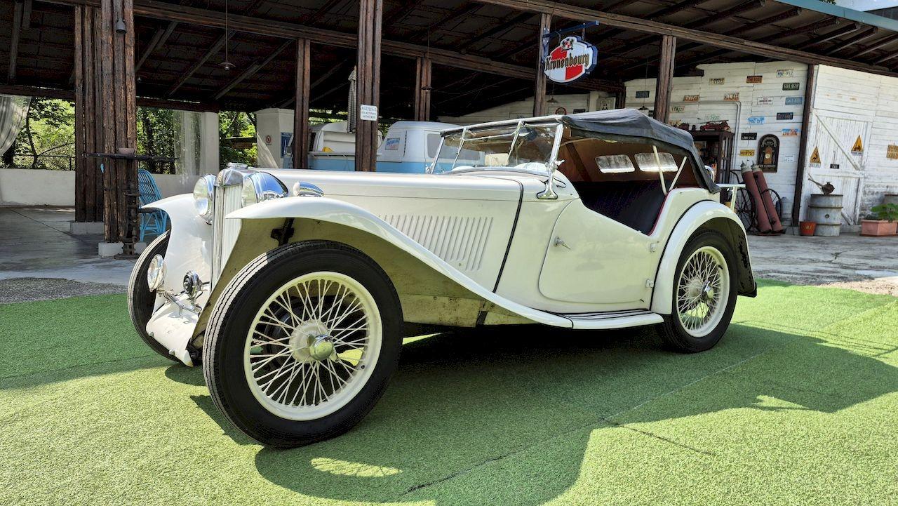 MG TC Midget - 1948 LesAnciennes.com