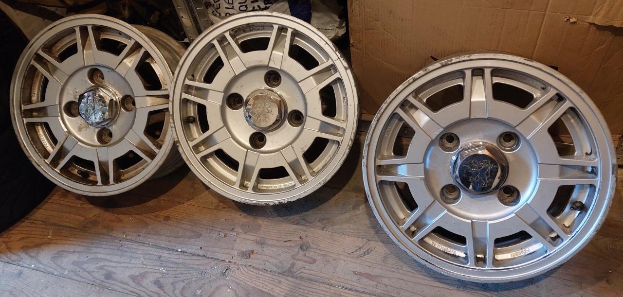 Roulement De Pignon De Direction Pour Peugeot 504 505 405 Etc. Et Citroën BX - Neuf