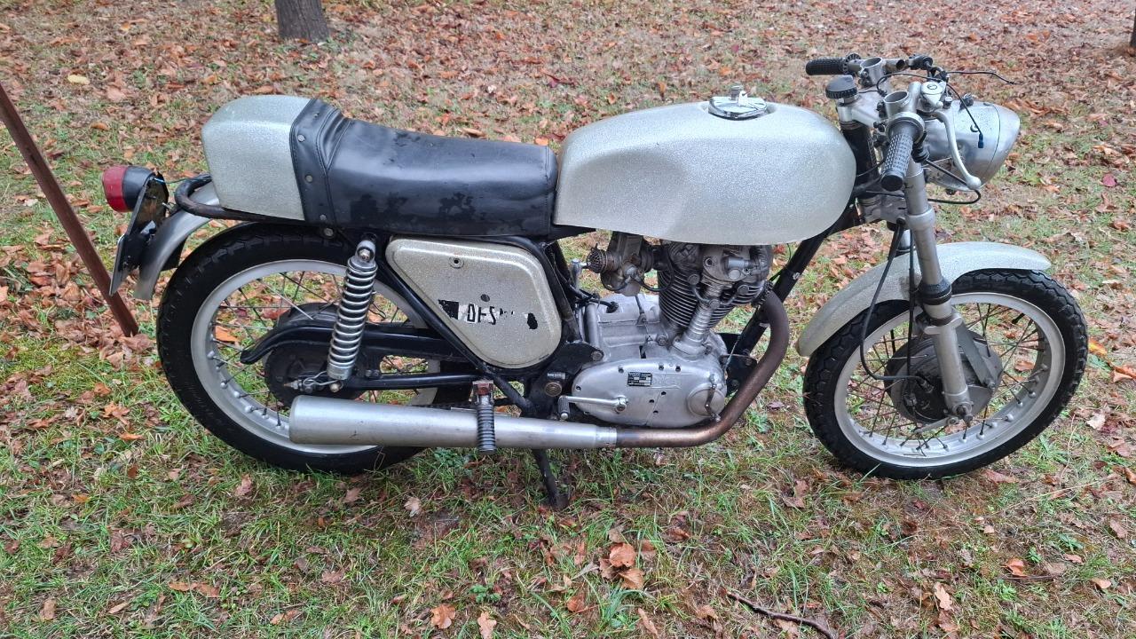 DUCATI 250 M1 - 1971 LesAnciennes.com