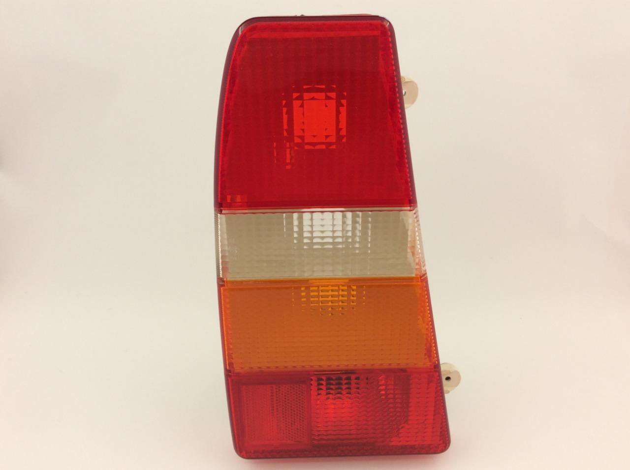 Feu arrière CITROEN CX break LesAnciennes.com