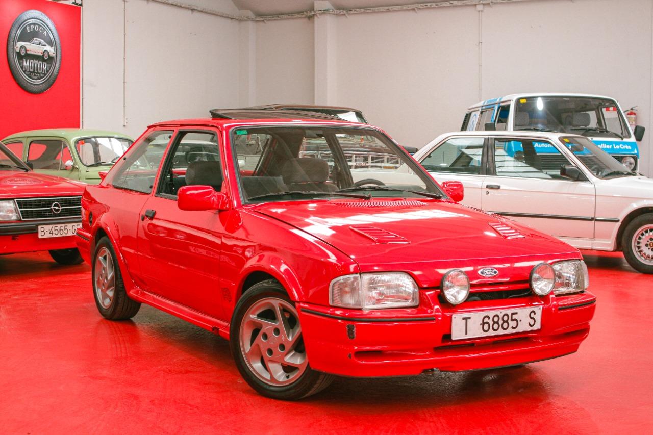 FORD Escort Rs Turbo - 1986 LesAnciennes.com