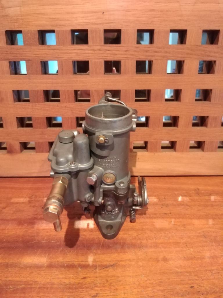 PEUGEOT 402 LesAnciennes.com