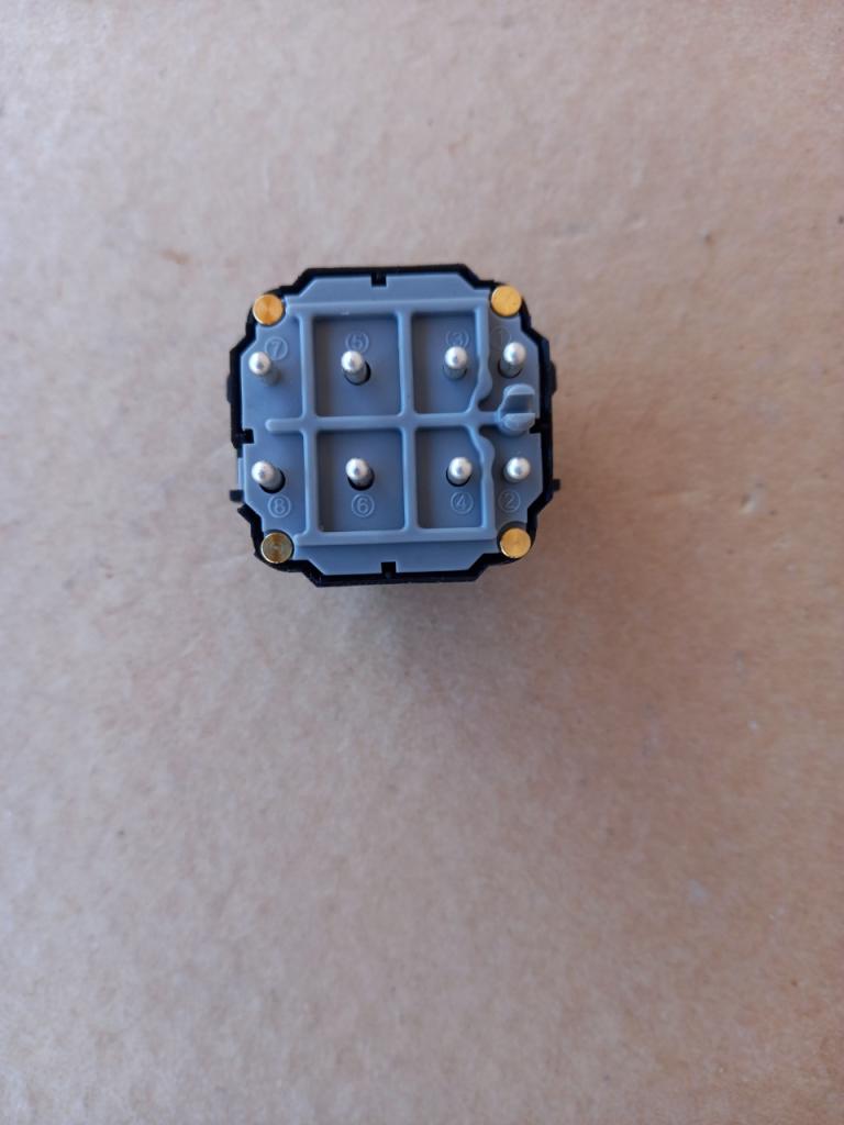 Bouton réglage rétro MERCEDES 230 SLK LesAnciennes.com