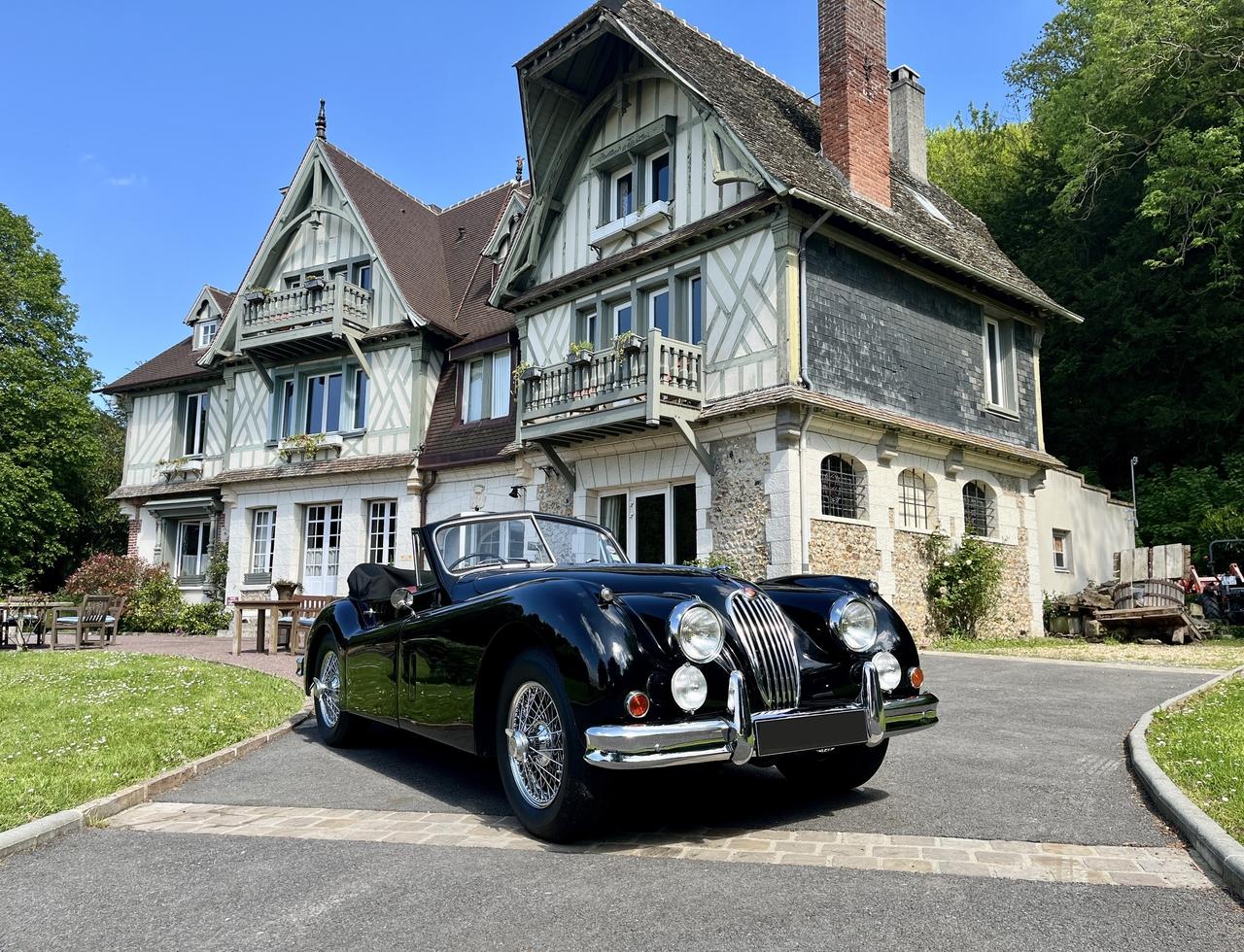 1956 Jaguar XK140 DHC LesAnciennes.com