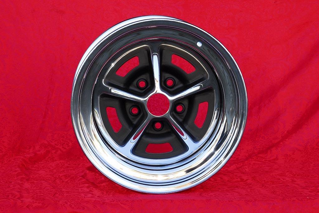 4 pcs. Jantes Magnum 500 8x15 ET0 PCD 5x114.3 LesAnciennes.com