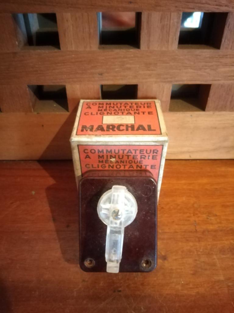 CENTRALE Clignotante MARCHAL LesAnciennes.com